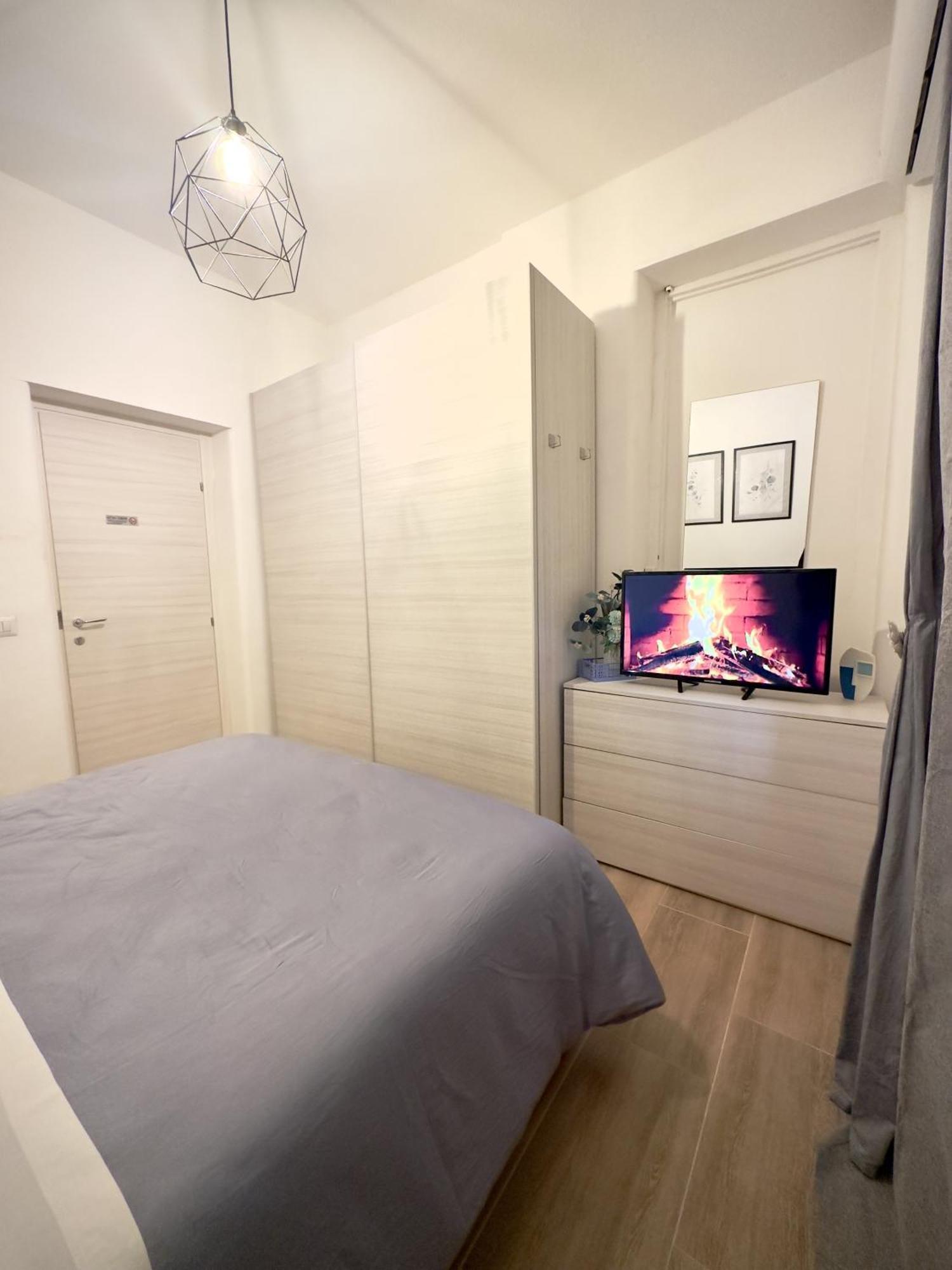 Apartamento Dama House Airport&Hospital Catania Exterior foto